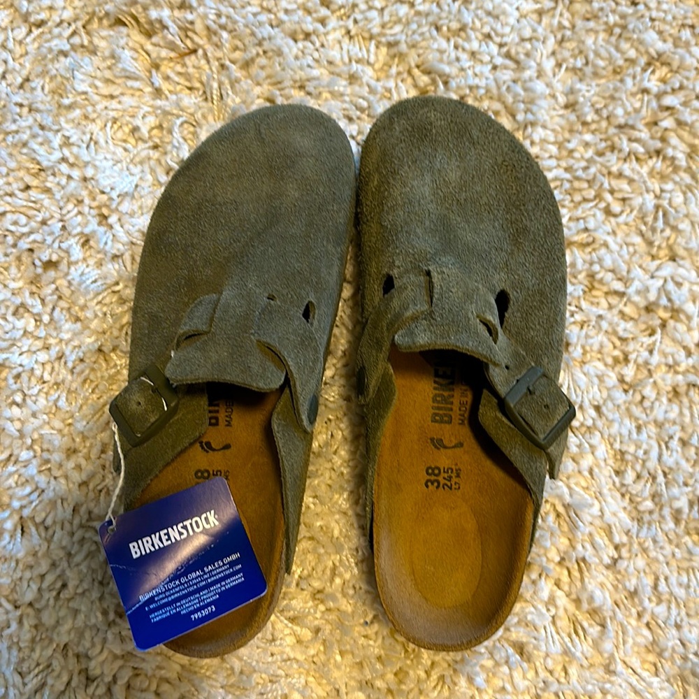 NWT/NWB Birkenstock Boston Clog Thyme Suede Size 38 (7-7.5 Women’s)